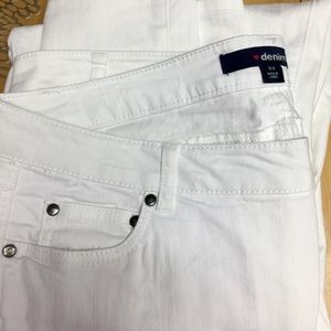 White jeans never worn.